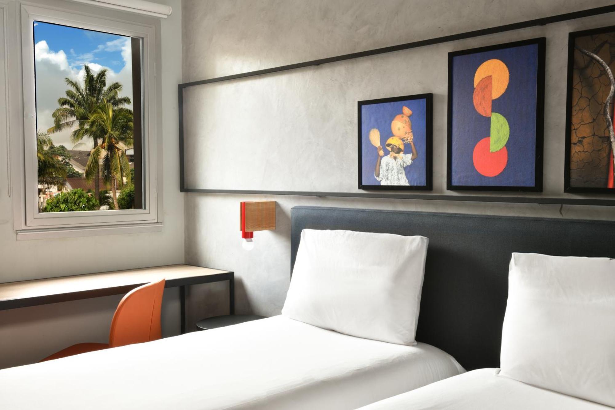 Hotel Ibis Styles Abidjan Plateau Esterno foto