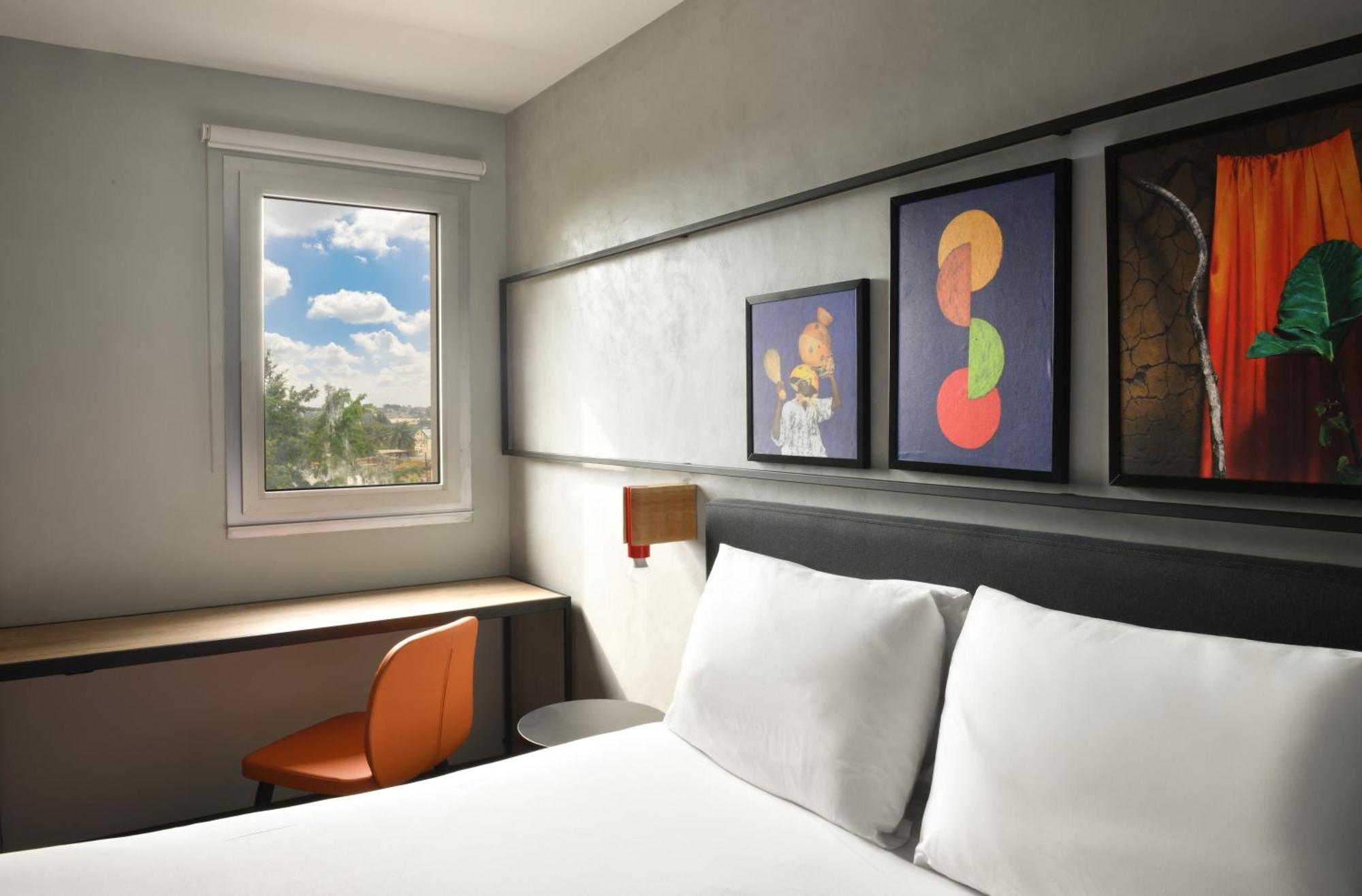 Hotel Ibis Styles Abidjan Plateau Esterno foto